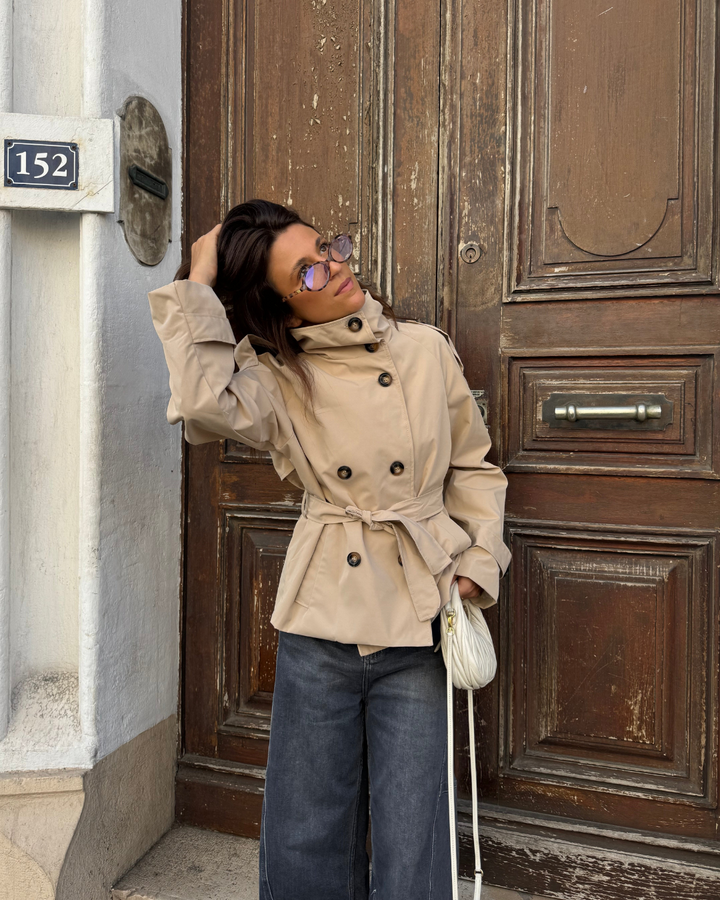 Millie – Cropped Trench Coat for Effortless Autumn Elegance