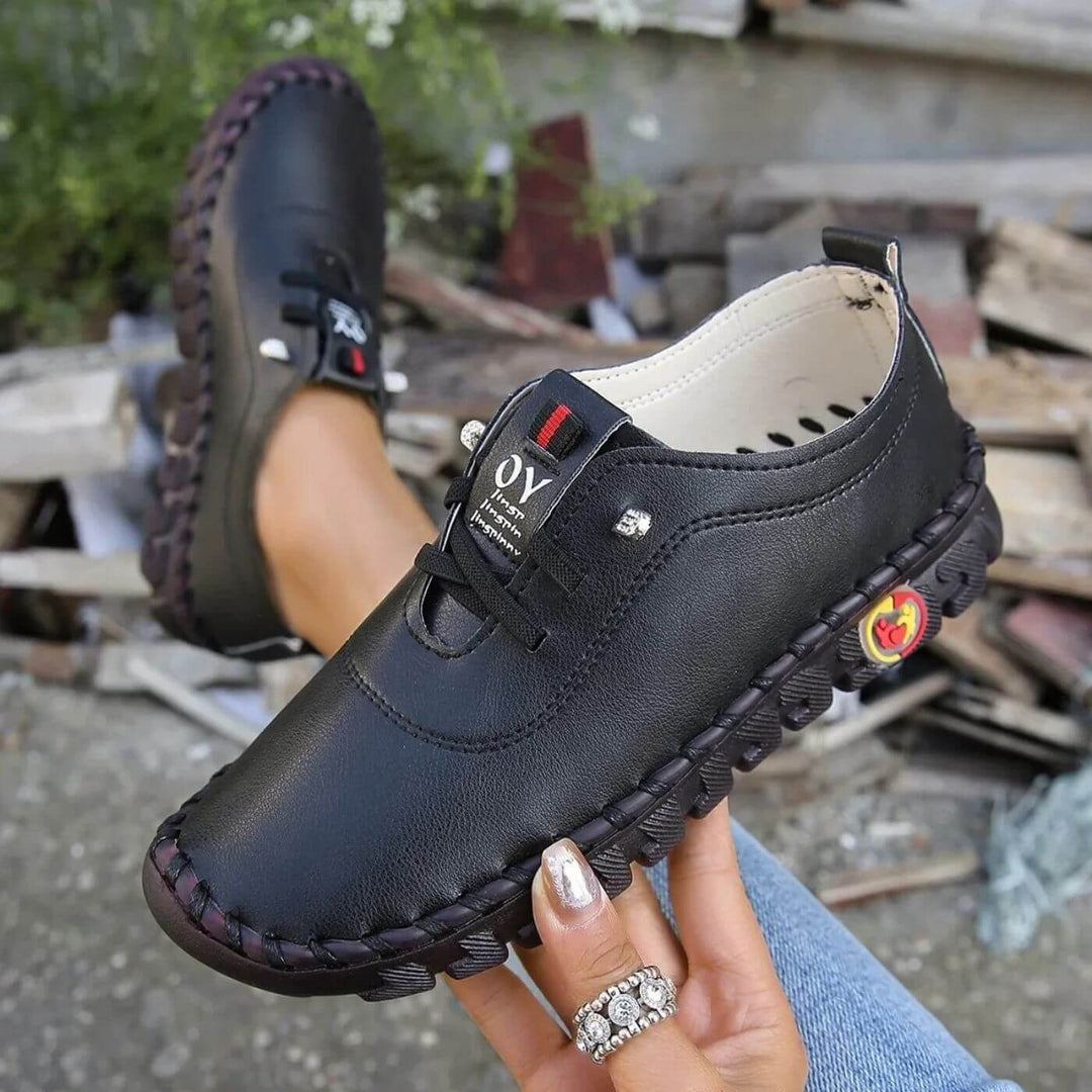 Daisy – Orthopaedic Sneakers for Everyday Comfort