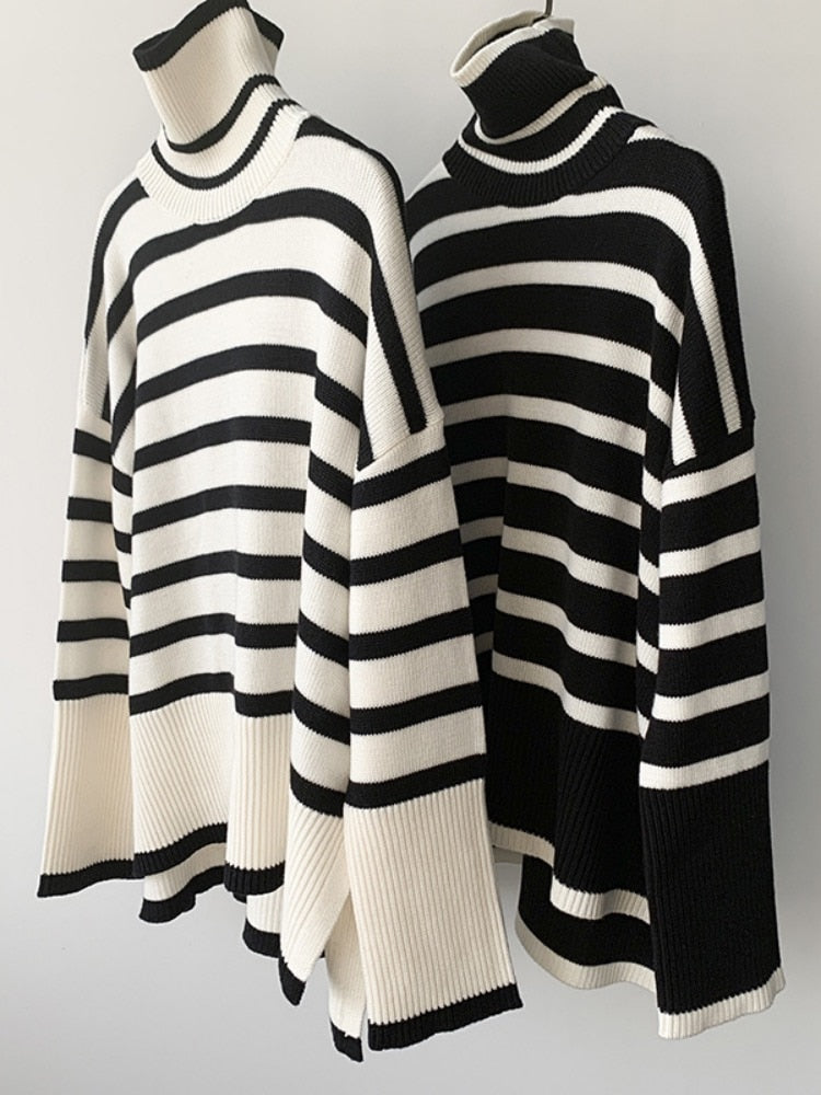 Calla – Chic Striped Casual Sweater