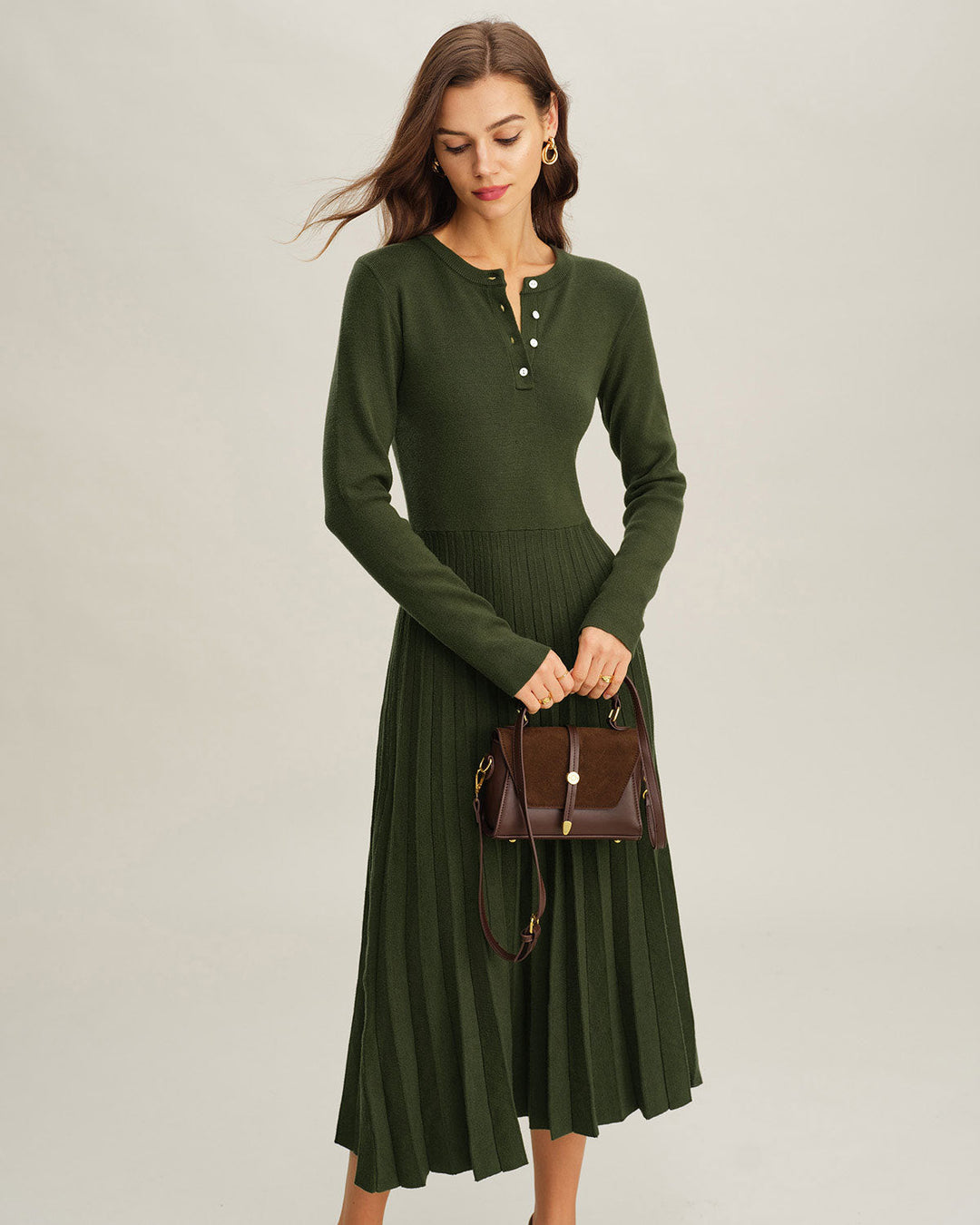Green Round Neck Pleated Sweater Dress