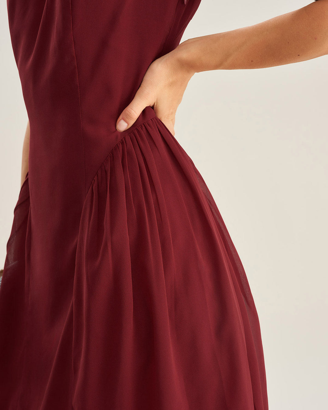 Wine Red Chiffon Sleeveless Midi Dress